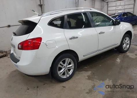 2015 Nissan Rogue Select S z USA, uszkodzony, nr VIN JN8AS5MV2FW761639